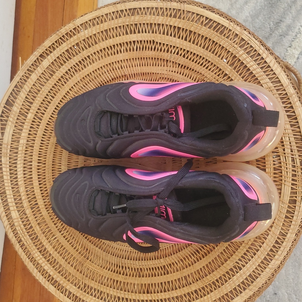 Nike Youth Airmax 720 Pink And Black Rise Athletic Sneakers - Picture 8 of 10